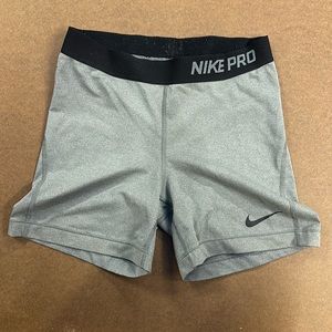 nike pro silver